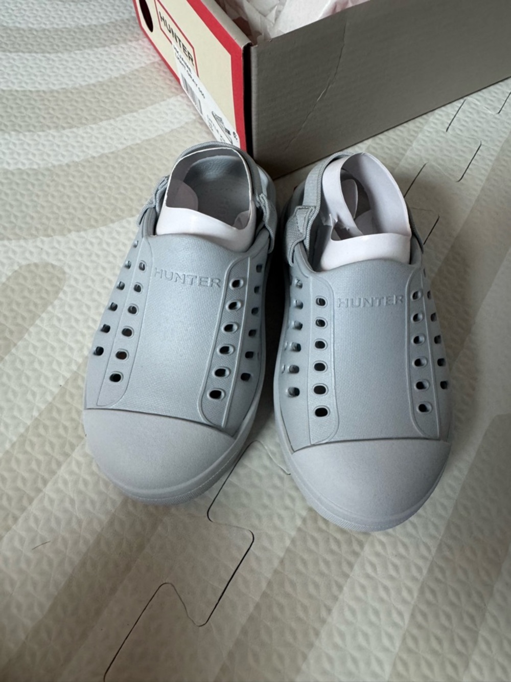 Hunter Slip-On Sneakers in Light Gray
